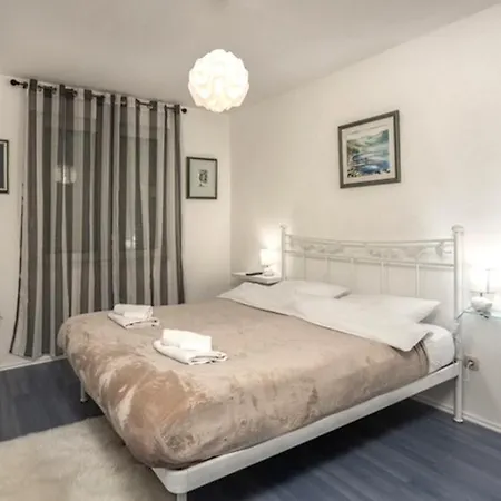 Apartment With Wifi - 22082 Rijeka